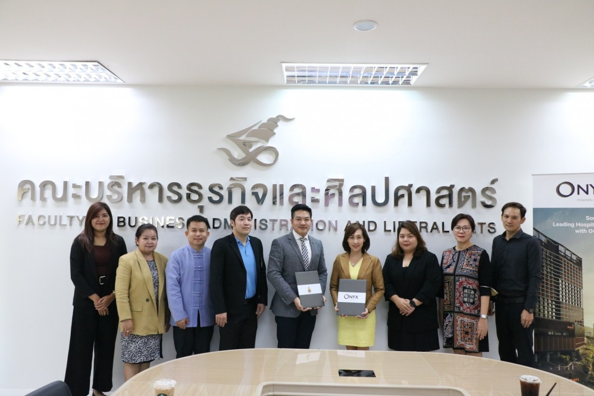 Signing Ceremony of Academic Cooperation for Education Management between International Business Management Program and ONXY Hospitality (Thailand) Co., Ltd.
