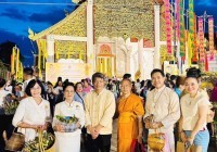 รูปภาพ : ร่วมเป็นเกียรติในพิธีเจริญพระพุทธมนต์อบรมสมโภชบูชาเสาอินทขีล งานประเพณีใส่ขันดอกบูชาเสาอินทขีลประจำปี 2567