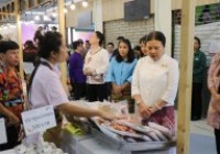 รูปภาพ : มทร.ล้านนา เชียงราย ร่วมพิธีเปิดงาน BCG Industry Happy market กาดอุตสาหกรรมรักษ์โลก