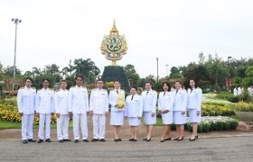 Image : RMUTL participated in laying a fresh flower tray on Father of the Royal Rainmaking Day (The King Rama IX)
