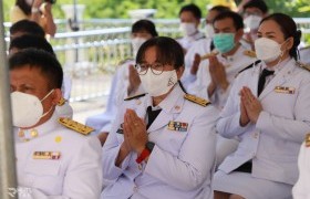 รูปภาพ : มทร.ล้านนา ตาก ร่วมพิธีเจริญพระพุทธมนต์สมโภชน์พระพุทธรูปประจำจังหวัด (พระพุทธรูปแสงทอง) เฉลิมพระเกียรติพระบาทสมเด็จพระเจ้าอยู่หัว เนื่องในโอกาสวันเฉลิมพระชนมพรรษา