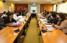 รูปภาพ : ประชุมคณะกรรมการบริหารมหาวิทยาลัยฯ ครั้งที่ 1/2559