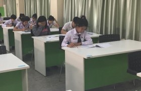 Image : exam for new students