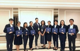 รูปภาพ : นักศึกษาสาขาภาษาอังกฤษเพื่อการสื่อสารสากล ได้รับคัดเลือกเข้าร่วมโครงการ ASEAN Youth Representatives in Experiencing the Philosophy of Sufficiency Economy (AY-REPSE) 2018 โดยสำนักนายกรัฐมนตรี