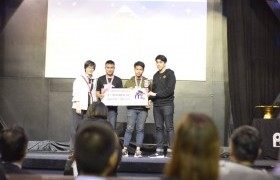 รูปภาพ : เด็กเตรียมวิศวกรรมศาสตร์ คว้ารางวัลรองชนะเลิศอับดันที่ 2 ในการแข่งขันหุ่นยนต์สมองกล micro:bit Thailand micro:coding Championship 2019 ณ ศูนย์การค้าพันธุ์ทิพย์ เชียงใหม่ 
