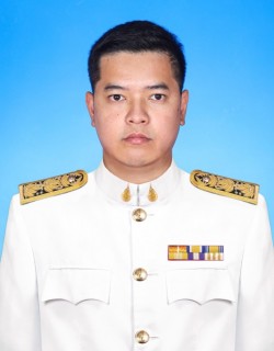MR.Pathompong  chaiwong